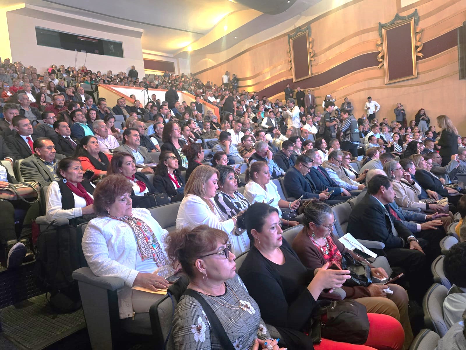 Gran interés despertó la asistencia del titular del TFCyA