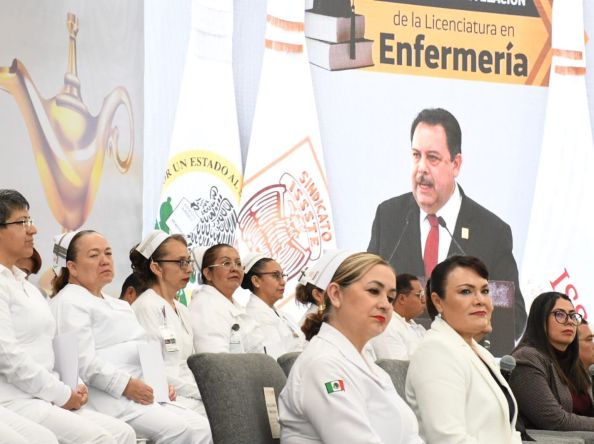Se Profesionaliza Personal de Enfermería; Concluyen Programa de Nivelación de Licenciatura: SNTISSSTE