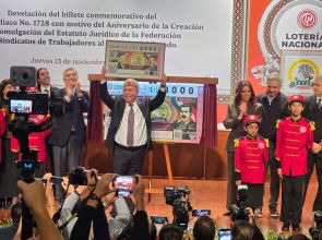 FSTSE Cumple 87 Años y Lotería Nacional Devela Billete Conmemorativo