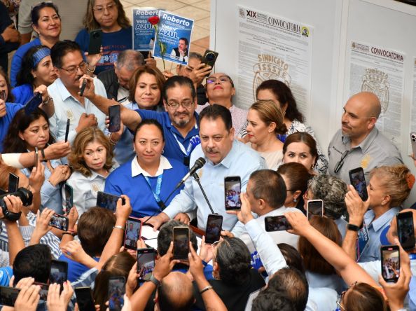 Ventaja de 8 mil Votos da Triunfo al Químico Roberto Gómez; Será el Nuevo Líder del SNTISSSTE